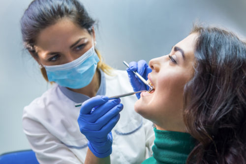 Krankenversicherung – Rückzahlung des Zahnarzt-Festzuschusses bei Behandlungsabbruch?