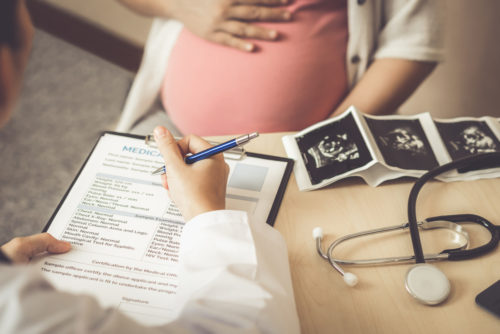 Anspruch auf Herbeiführung Schwangerschaft in Abhängigkeit vom Alter des Ehemannes