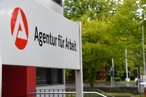 Vorläufige Bewilligung von Arbeitslosengeld II - Sozialgeld